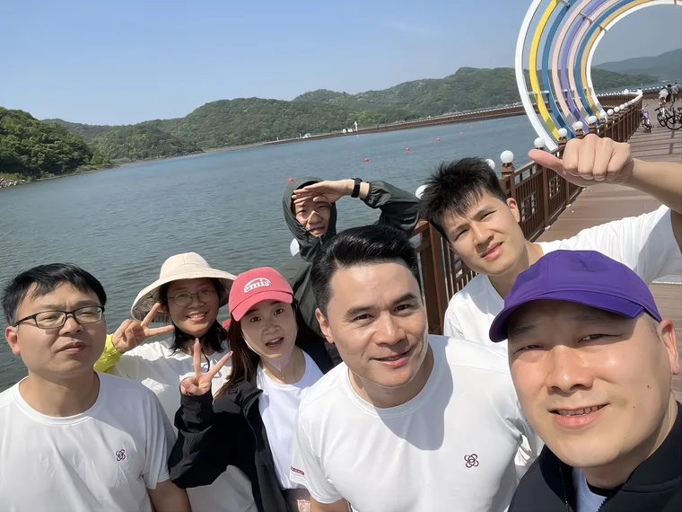 Lakeside outing photo